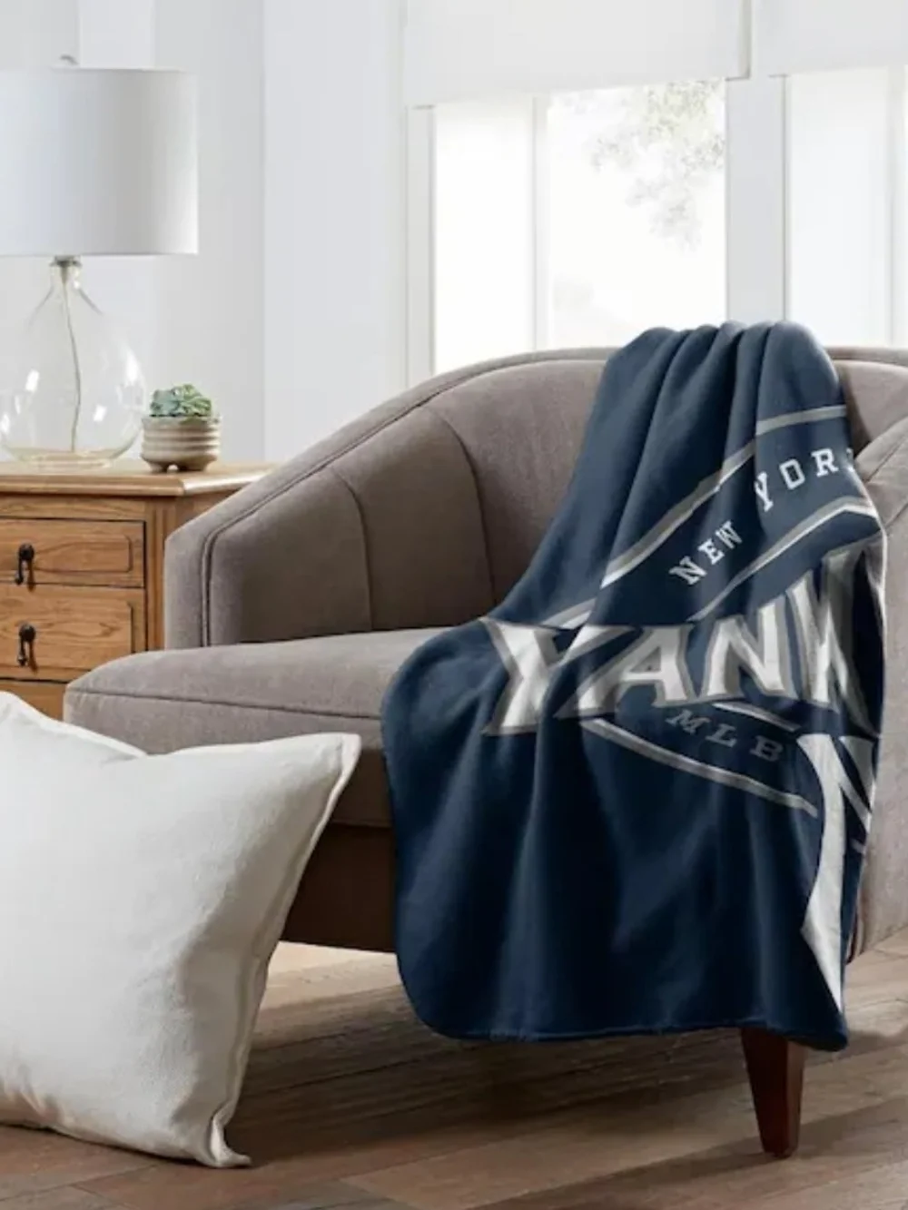 MLB Yankees Campaign Fleece Multi-Colored Throw Blankets